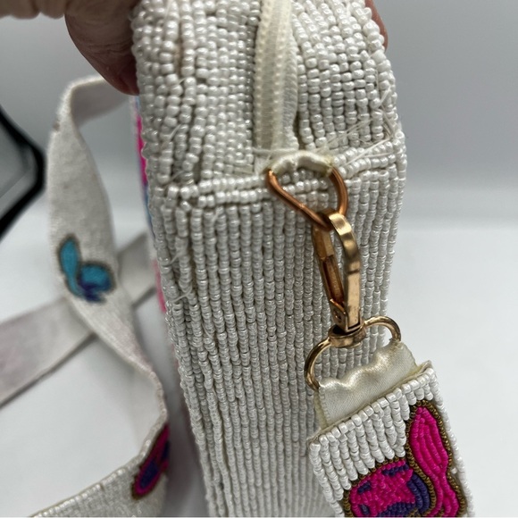 Howdy Western Cowboy Boot Beaded Box Zip Crossbody Bag in White - Picture 5 of 8